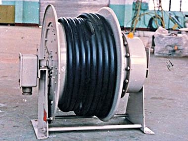 Spring type of the cable drum